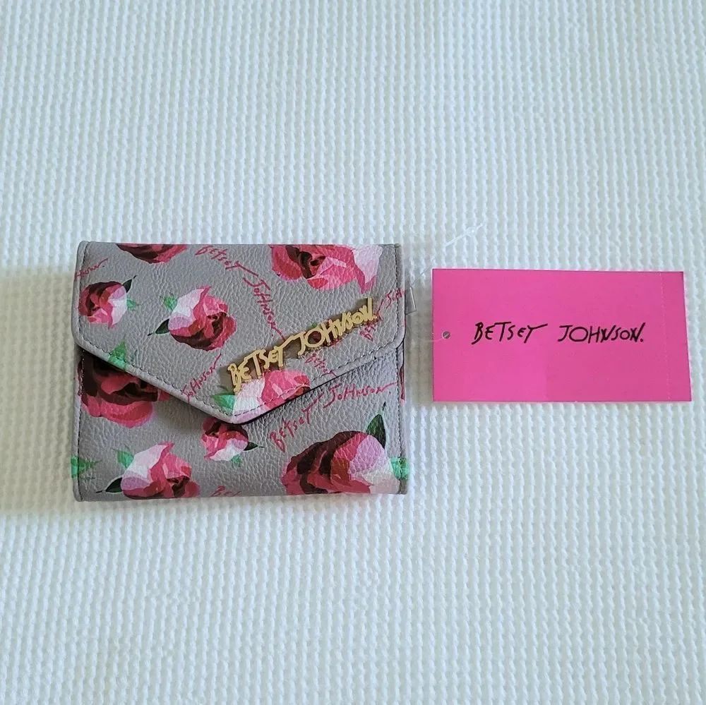 Betsey Johnson XO Lana Flap Wallet- NWT - Picture 13 of 14